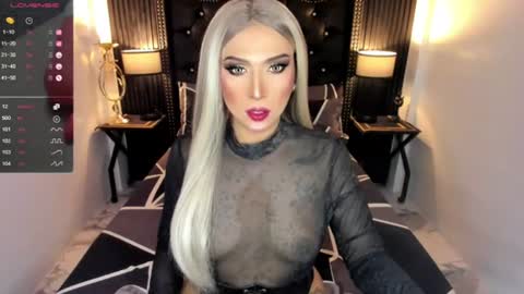 _natashacooper_ online show from June 2026 11:20:02 AM