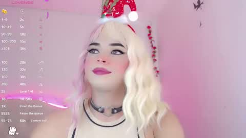 _natsuki online show from December 2024 03:41:01 AM