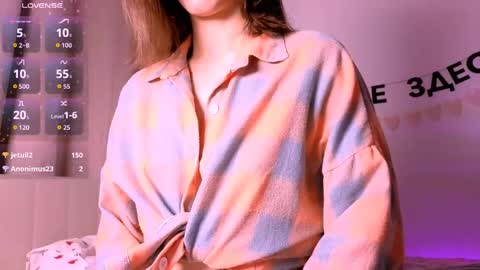 Nika online show from May 2026 06:27:01 PM