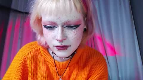 Nicole online show from December 2025 09:21:02 PM