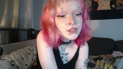 Nicole online show from June 2026 10:32:02 PM