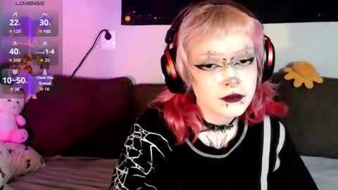 Nicole online show from July 2026 06:59:01 PM