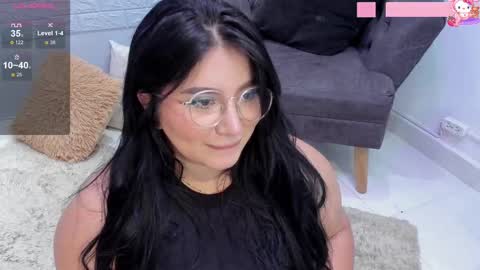   online show from February 2025 03:08:01 PM