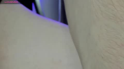 Noa Smith online show from November 2025 02:49:02 PM