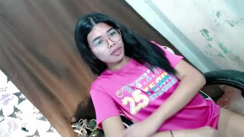 _odette22 online show from June 2026 05:05:01 PM