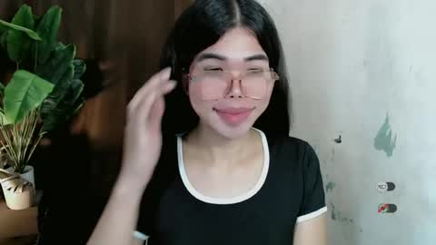 _odette22 online show from June 2026 04:52:02 PM