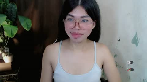 _odette22 online show from July 2026 04:09:01 PM