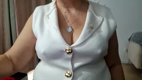 Charlotte online show from April 2026 03:28:02 PM