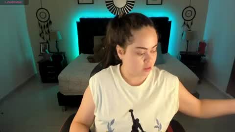 Olivia jones online show from June 2026 12:15:02 PM