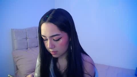 Paris online show from April 2026 10:21:02 PM