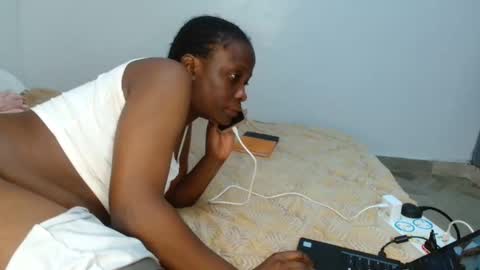 Snapshot of _peach_p chatting on September 2025 06:51:01 PM Peach online show from September 2025 06:51:01 PM