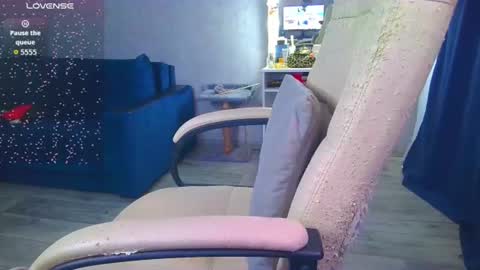 Ilona online show from June 2026 04:52:02 AM