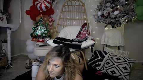 Lalalynn69 online show from December 2024 07:51:01 AM