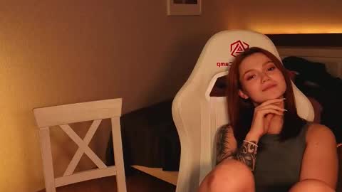 LISSAPVT IS OPEN online show from November 2025 02:32:01 PM