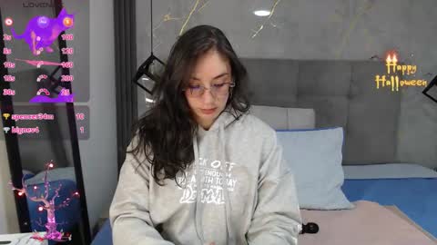 Samanta online show from October 2025 01:50:01 PM