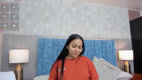 Antonella  online show from September 2025 12:29:01 PM