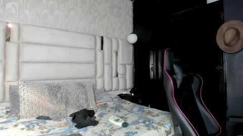 _sammy_ice online show from February 2025 02:46:02 PM