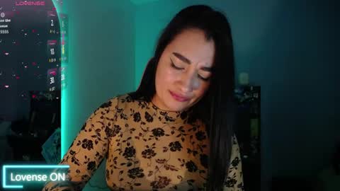  SantaLove  online show from April 2026 10:08:02 PM