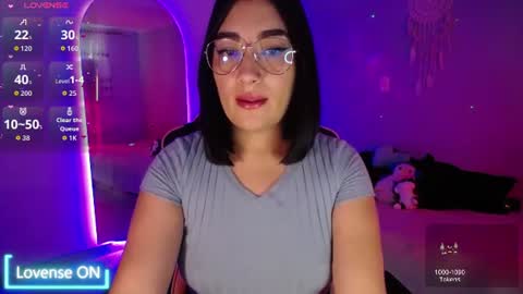 Snapshot of _santalove_ chatting on June 2026 06:53:02 PM SantaLove online show from June 2026 06:53:02 PM
