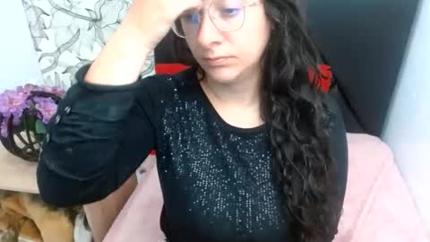 Snapshot of _saraximena_ chatting on June 2026 06:33:02 AM _saraximena_ online show from June 2026 06:33:02 AM