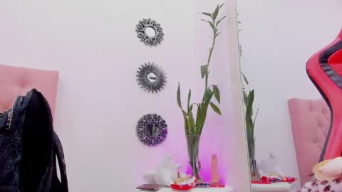 Snapshot of _saray_rose chatting on June 2026 01:06:02 PM _saray_rose online show from June 2026 01:06:02 PM