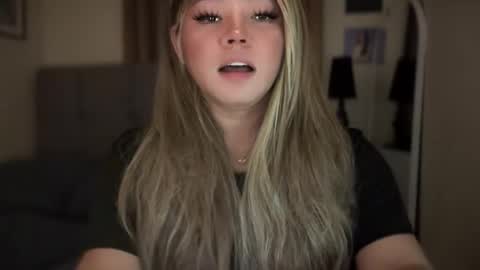 Snapshot of _seductive_jane chatting on April 2026 08:57:02 PM ENAJ online show from April 2026 08:57:02 PM