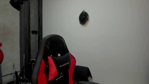 Selene online show from February 2026 06:22:01 AM