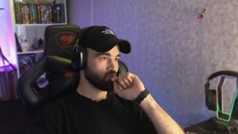 Snapshot of _serious_man chatting on September 2025 03:46:01 PM Ask me online show from September 2025 03:46:01 PM