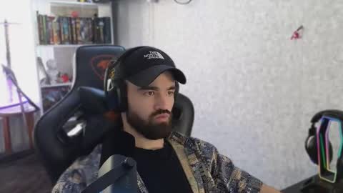 Snapshot of _serious_man chatting on September 2025 08:18:02 AM Ask me online show from September 2025 08:18:02 AM