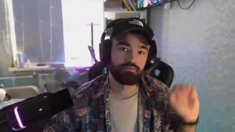 Snapshot of _serious_man chatting on September 2025 11:04:02 AM Ask me online show from September 2025 11:04:02 AM