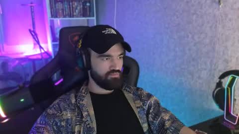 Snapshot of _serious_man chatting on October 2025 10:05:01 PM Ask me online show from October 2025 10:05:01 PM