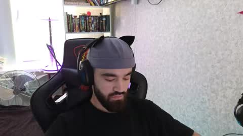 Snapshot of _serious_man chatting on October 2025 12:04:02 PM Ask me online show from October 2025 12:04:02 PM