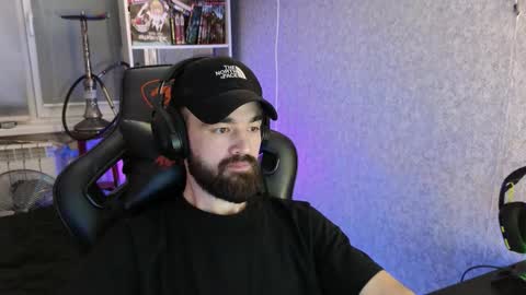 Snapshot of _serious_man chatting on October 2025 10:47:01 PM Ask me online show from October 2025 10:47:01 PM