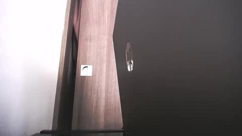 Juan Pablo-independent model online show from April 2026 06:10:01 PM