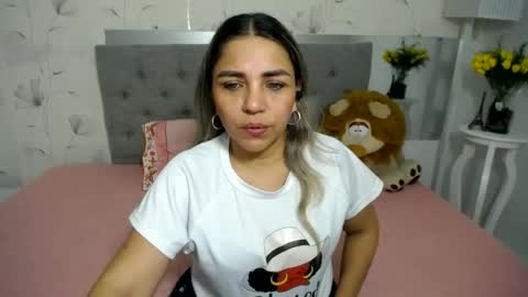 Snapshot of _sexyredhead_ chatting on July 2026 12:11:02 PM KATA online show from July 2026 12:11:02 PM