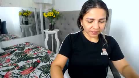 Snapshot of _sexyredhead_ chatting on July 2026 12:10:01 PM KATA online show from July 2026 12:10:01 PM