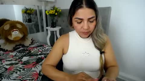 Snapshot of _sexyredhead_ chatting on July 2026 12:23:01 PM KATA online show from July 2026 12:23:01 PM