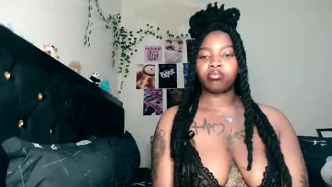 Snapshot of _sexysquirter chatting on May 2026 09:00:01 PM _sexysquirter online show from May 2026 09:00:01 PM