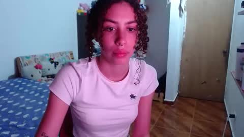 _shanellxxx online show from May 2026 02:40:02 AM