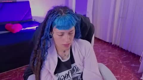 _sharlotte777 online show from July 2026 03:18:01 PM