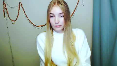 Rachel online show from December 2025 09:10:02 PM