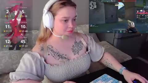 Snapshot of _sofia_adam_ chatting on July 2026 05:10:02 AM pups online show from July 2026 05:10:02 AM