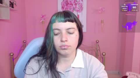 Snapshot of _sofia_smith1 chatting on June 2026 01:23:01 PM Sofia online show from June 2026 01:23:01 PM