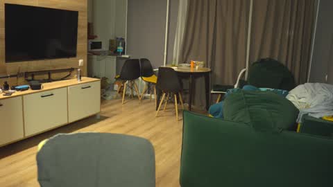 OLIVERpvt is open online show from December 2024 03:05:02 AM