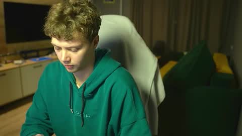 Snapshot of _sopranos_ chatting on November 2025 11:58:01 AM OLIVERpvt is open online show from November 2025 11:58:01 AM