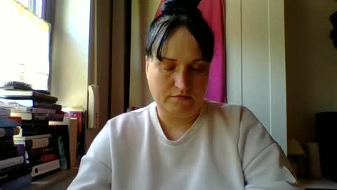 Snapshot of _squirty_pussyyy_ chatting on June 2026 09:14:01 AM Melisa online show from June 2026 09:14:01 AM