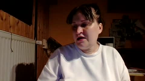 Snapshot of _squirty_pussyyy_ chatting on June 2026 05:56:01 AM Melisa online show from June 2026 05:56:01 AM