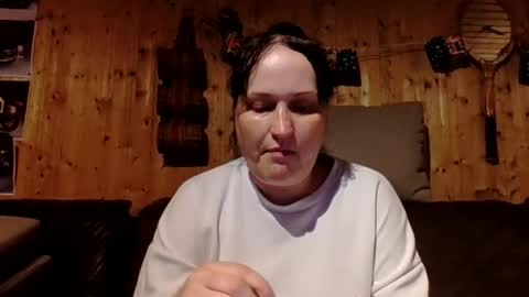 Snapshot of _squirty_pussyyy_ chatting on June 2026 01:39:02 PM Melisa online show from June 2026 01:39:02 PM