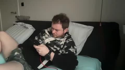 Snapshot of _stevie___ chatting on March 2025 05:25:01 PM _stevie___ online show from March 2025 05:25:01 PM