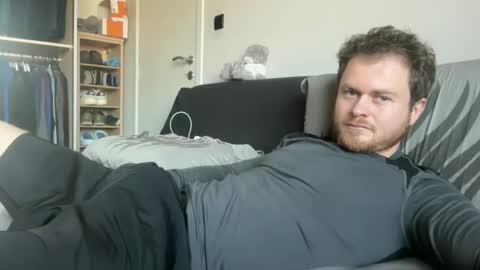 _stevie___ online show from March 2026 01:15:01 PM